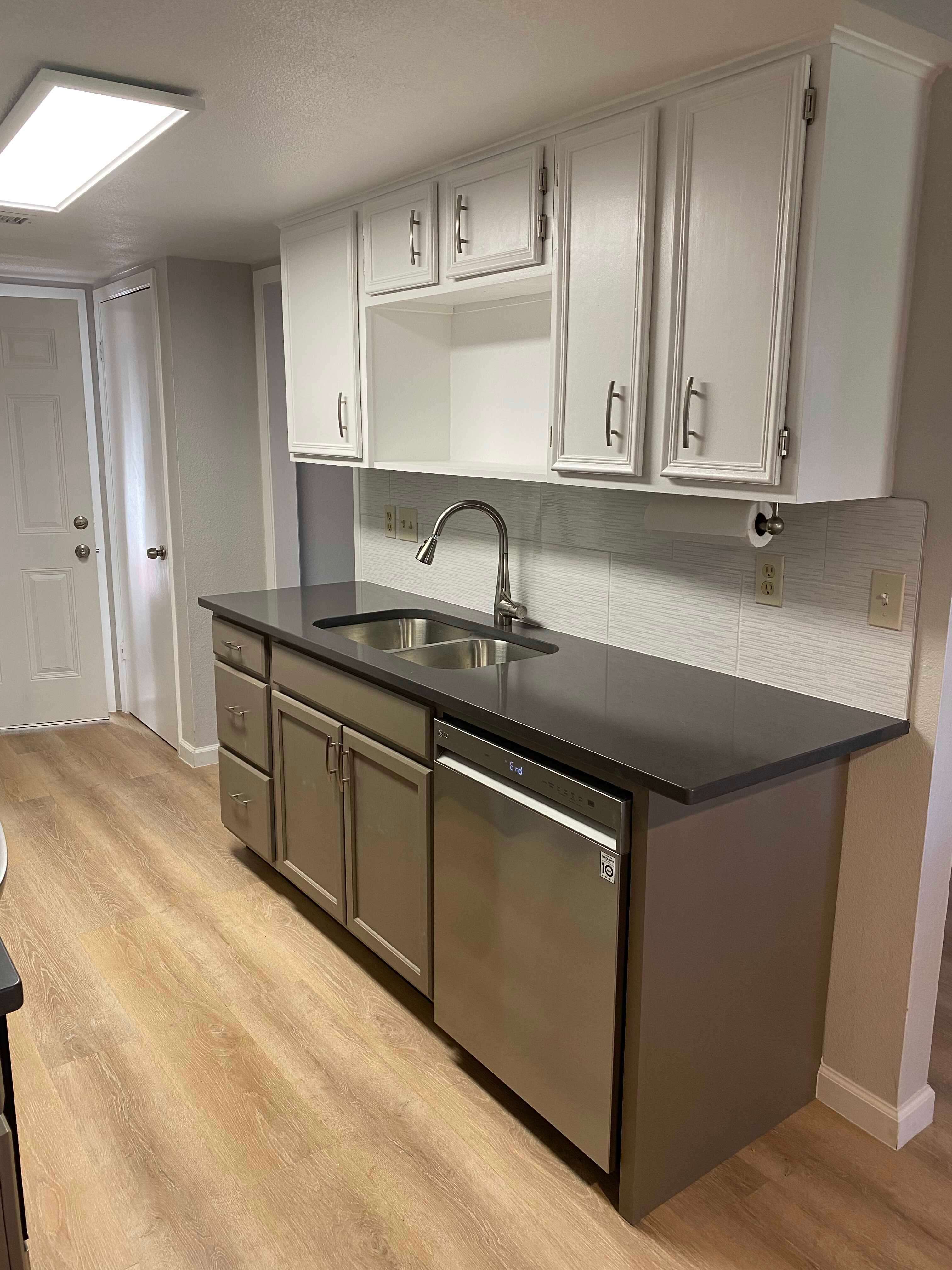 8812 Clearbrook Trail – photo 1