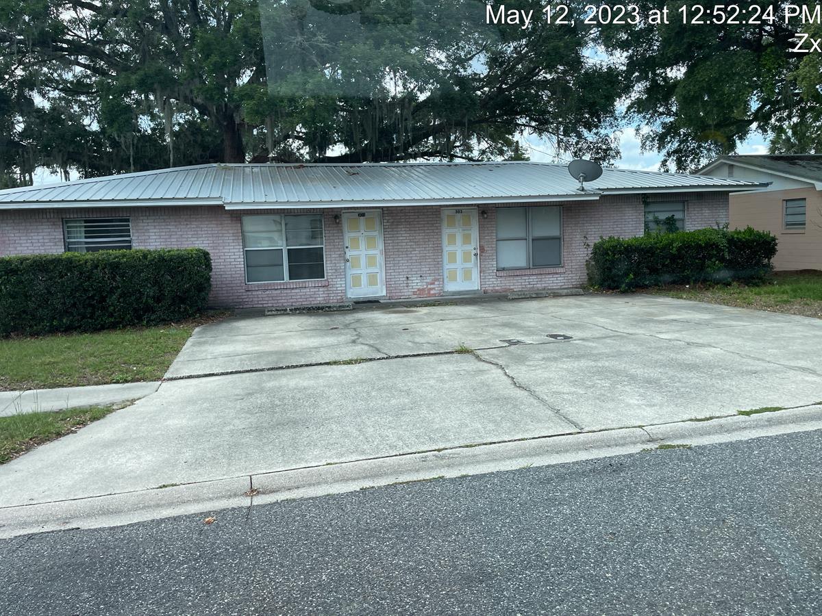303 Oleander Drive – photo 1 of 10