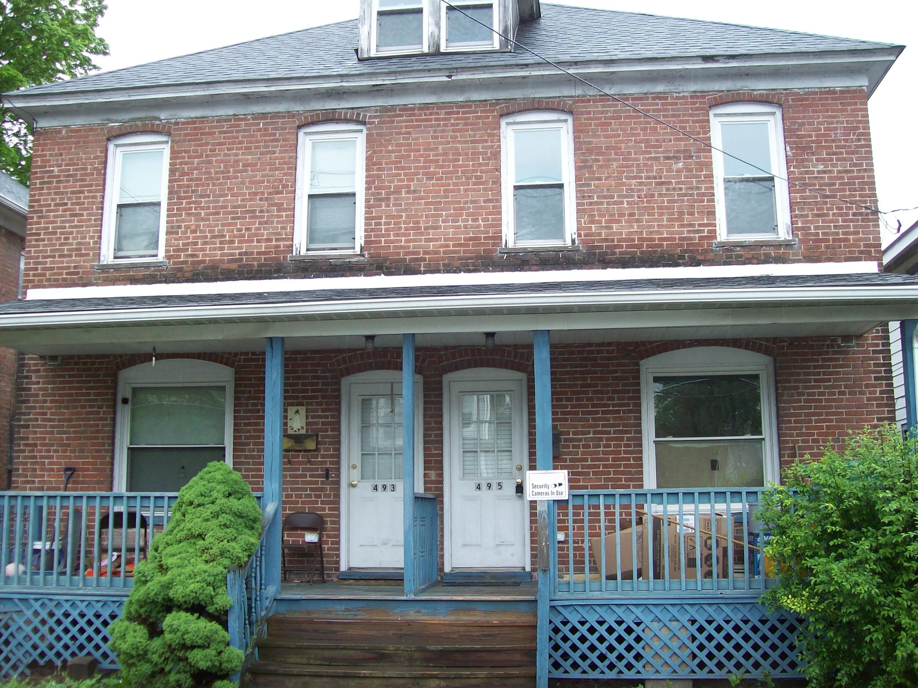 495 N Courtland st – photo 1 of 16