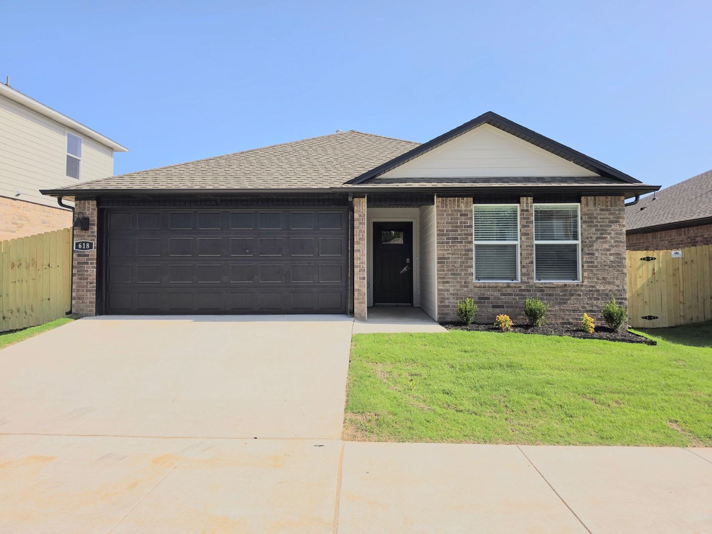 Newly built 4 Bedroom 3 Bath home in the Element! Available now! – photo 1