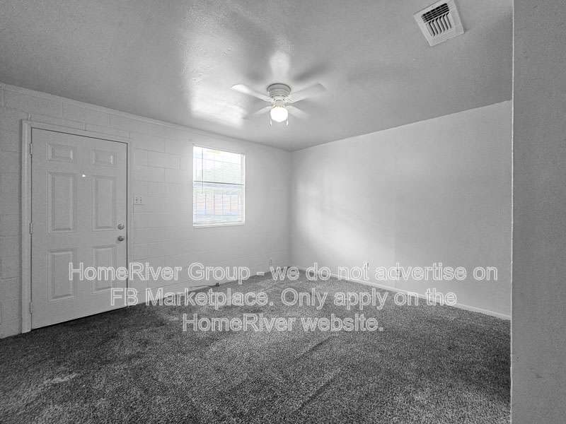 380 Sterling St – photo 1