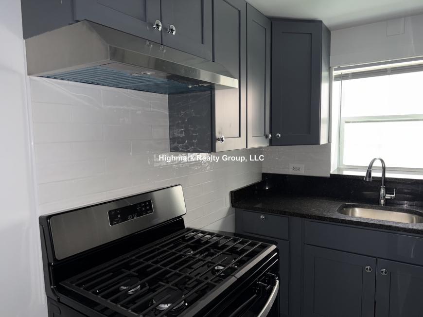2752 West North Shore Ave – photo 1