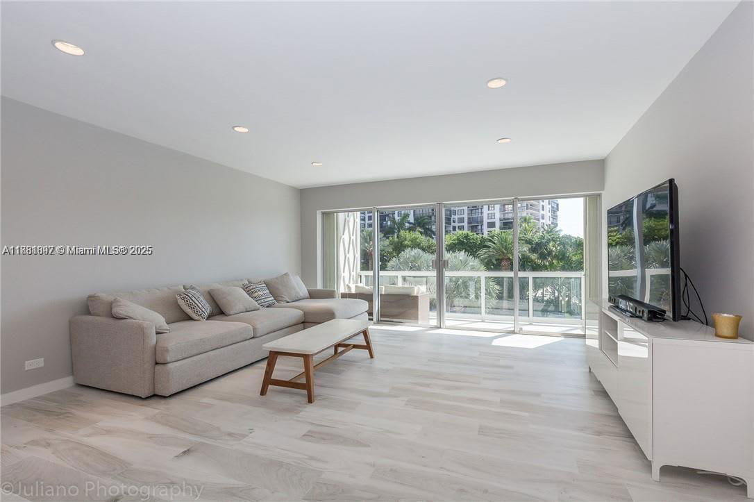 2451 Brickell Bay Drive – photo 1