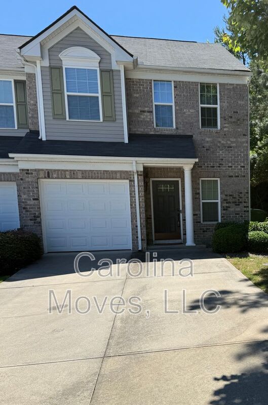479 Woodbark Ct. – photo 1 of 20