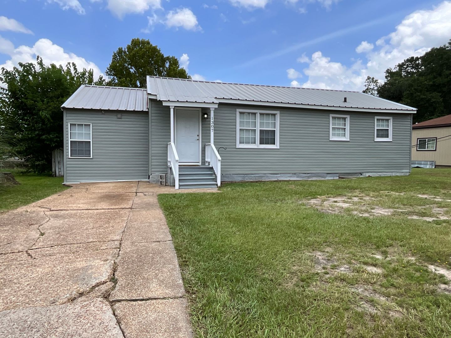 1307 Aaron Avenue – photo 1 of 34