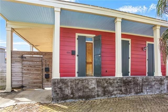 536 Jackson Avenue – photo 1
