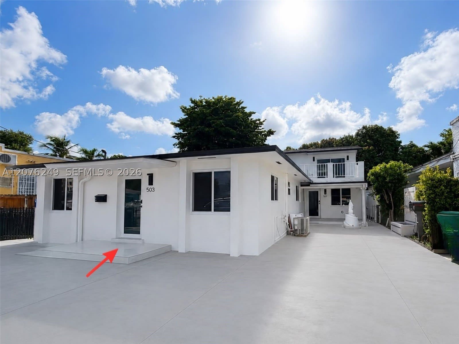 501 Nw 25Th Ct – photo 1