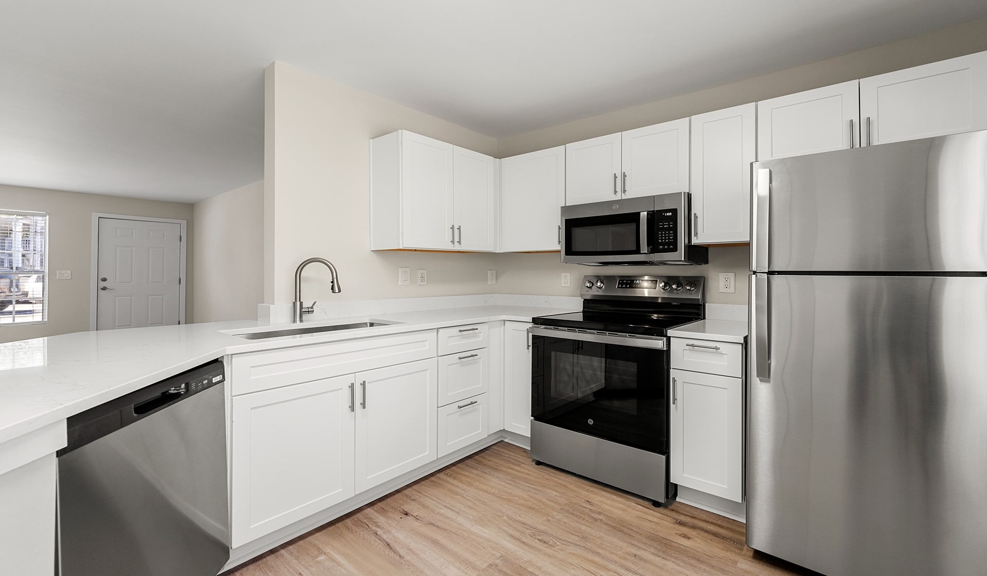 Peachtree Park Apartments – photo 1