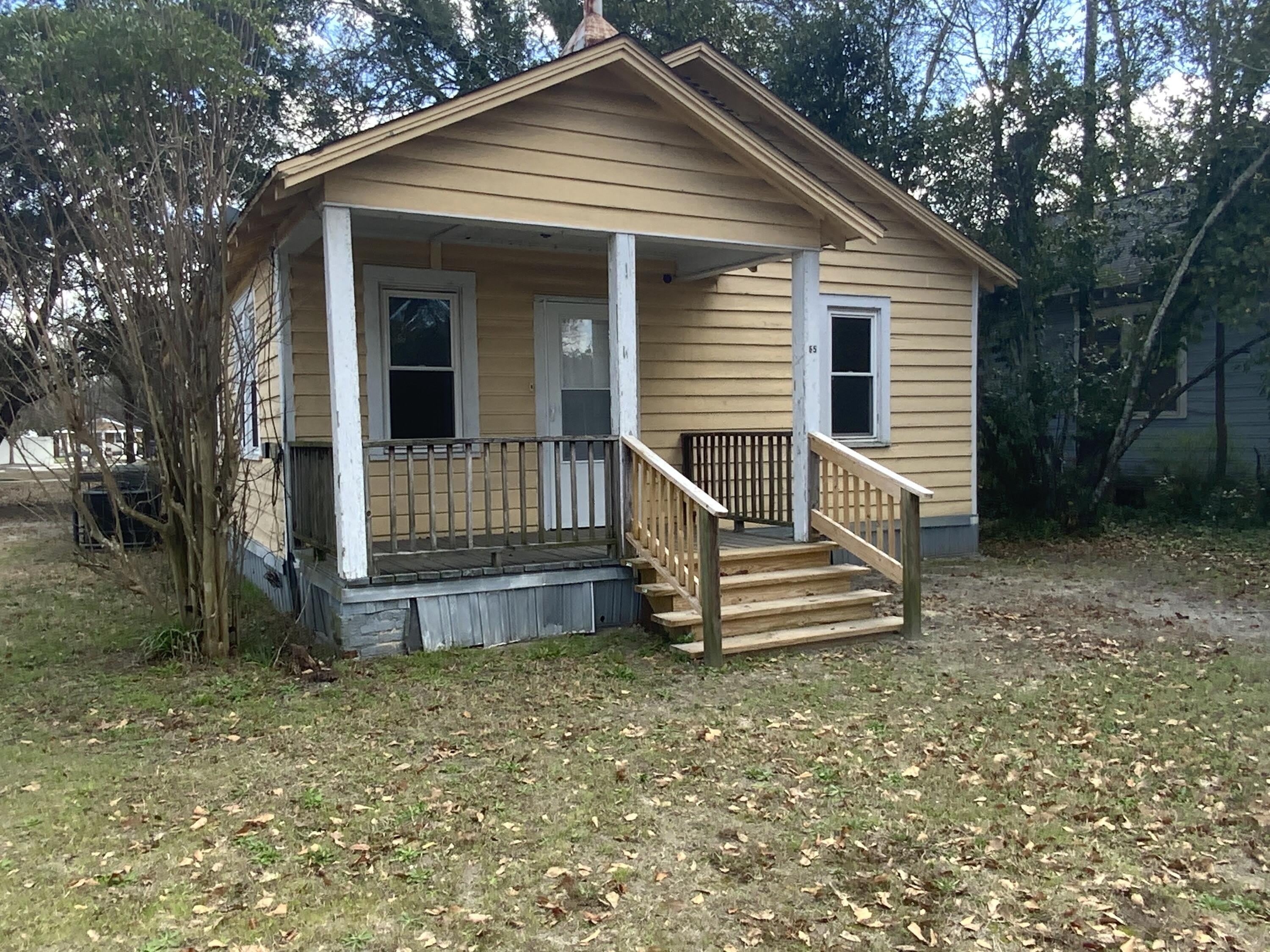 65 Highland Avenue – photo 1 of 10