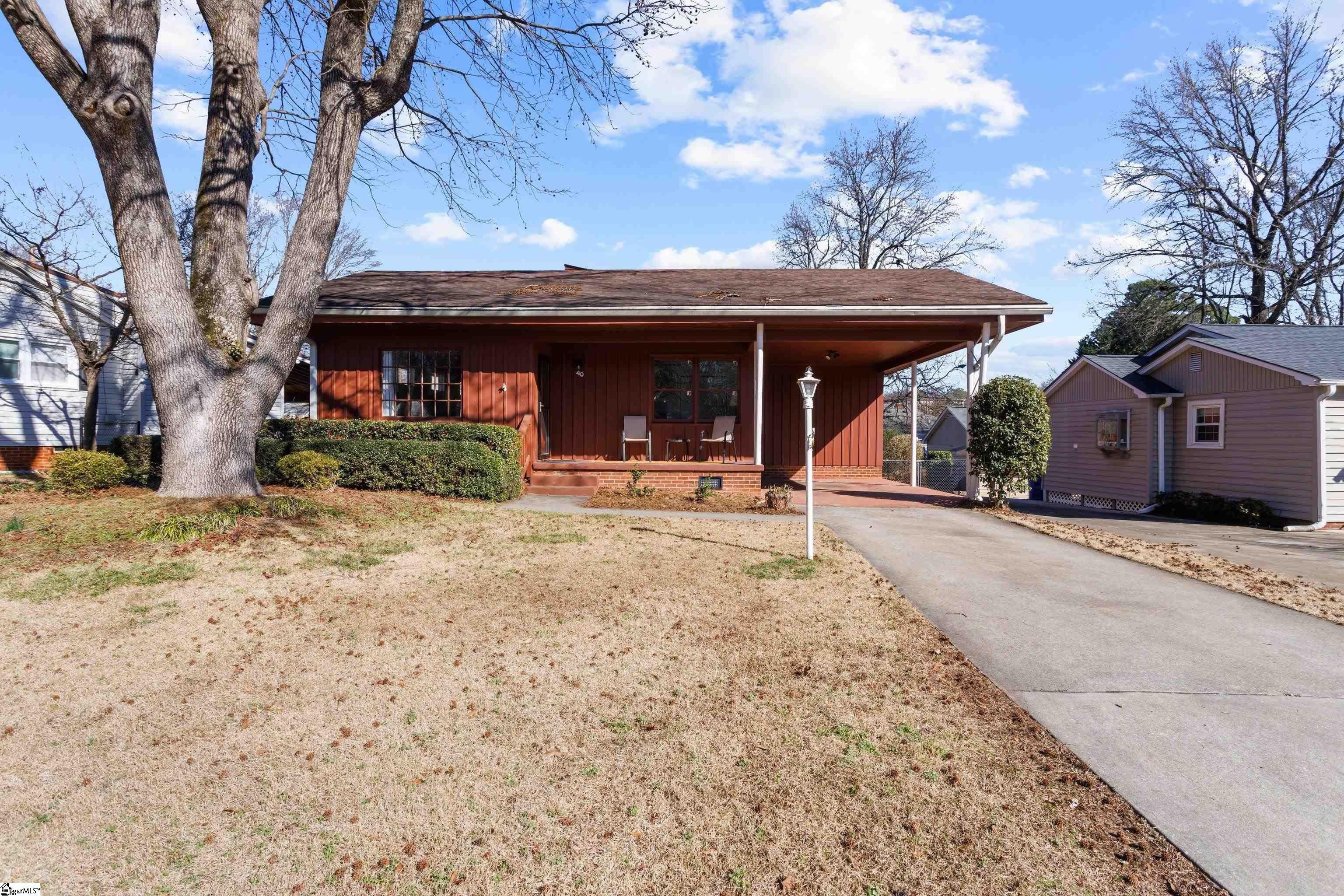 40 Blythewood Drive – photo 1 of 17