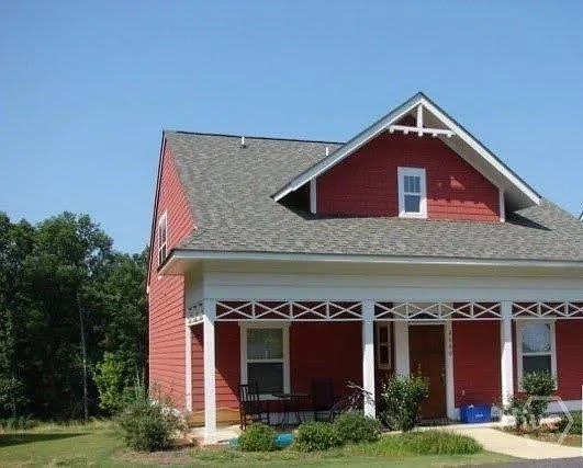 2060 Lakeside Drive – photo 1