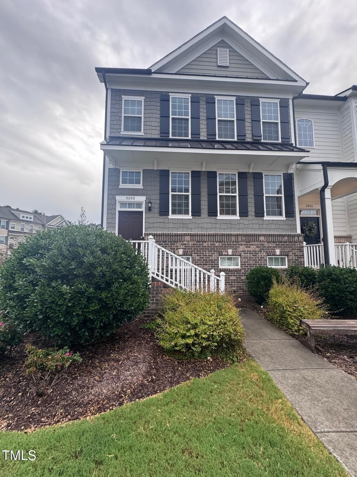8008 Reedybrook Crossing – photo 1 of 263
