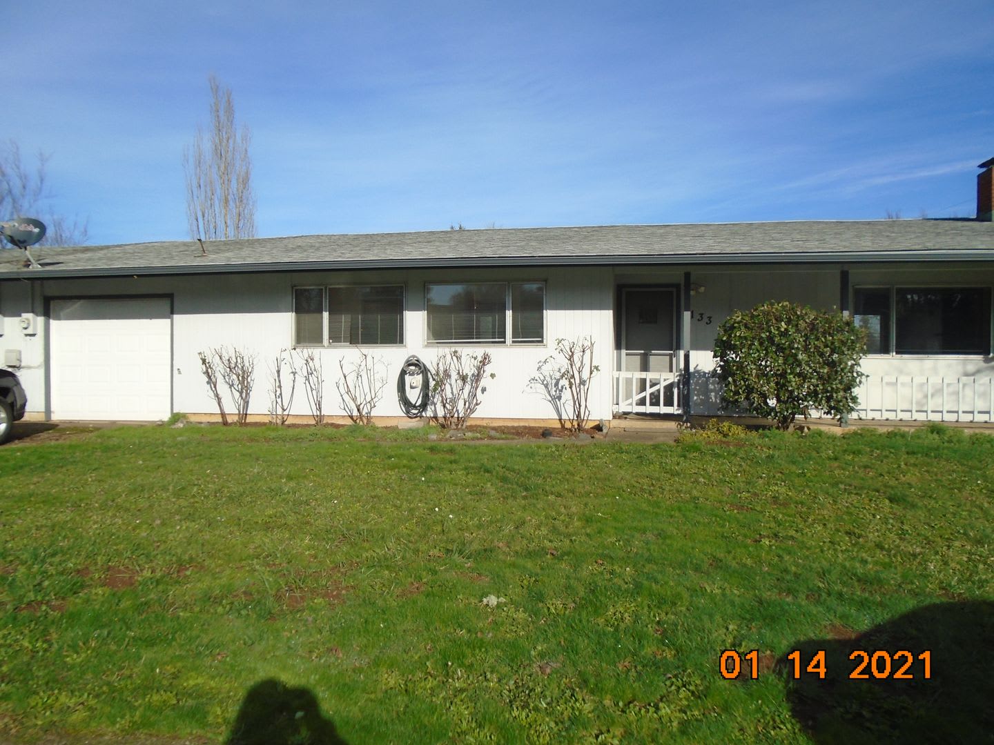 OWN881 – photo 1 of 5