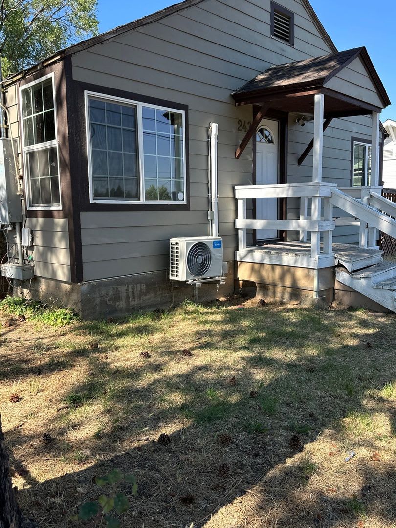 243 Nevada Ave – photo 1