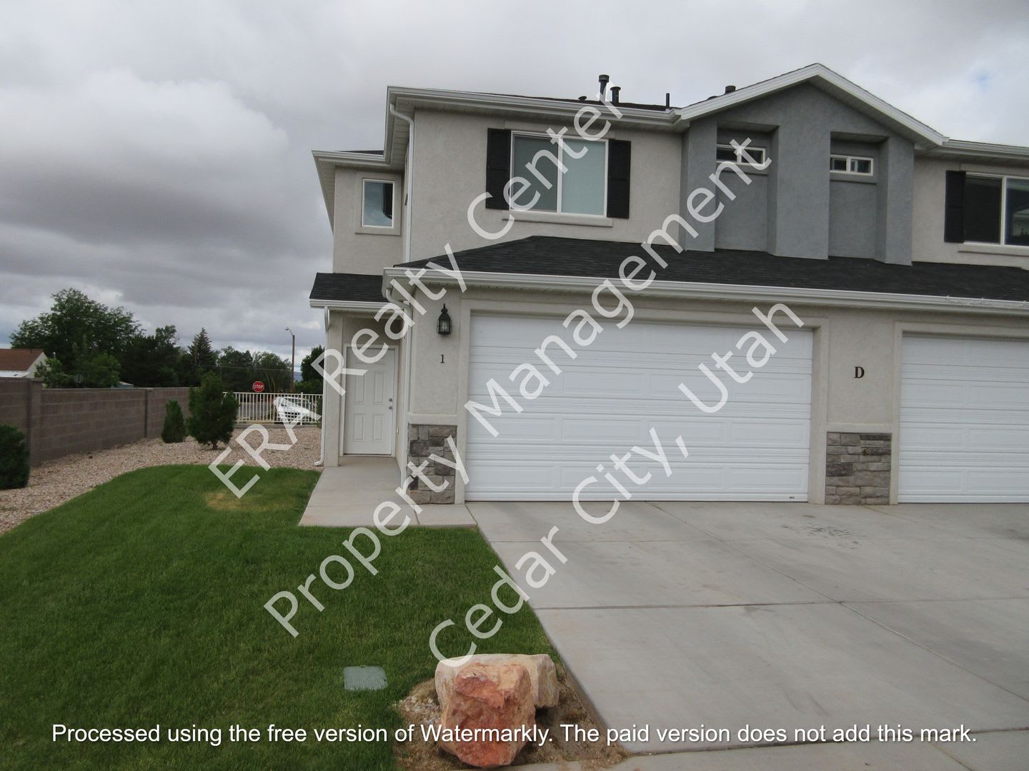 **Move-In Discount** 3 bed -2.5 bath – photo 1