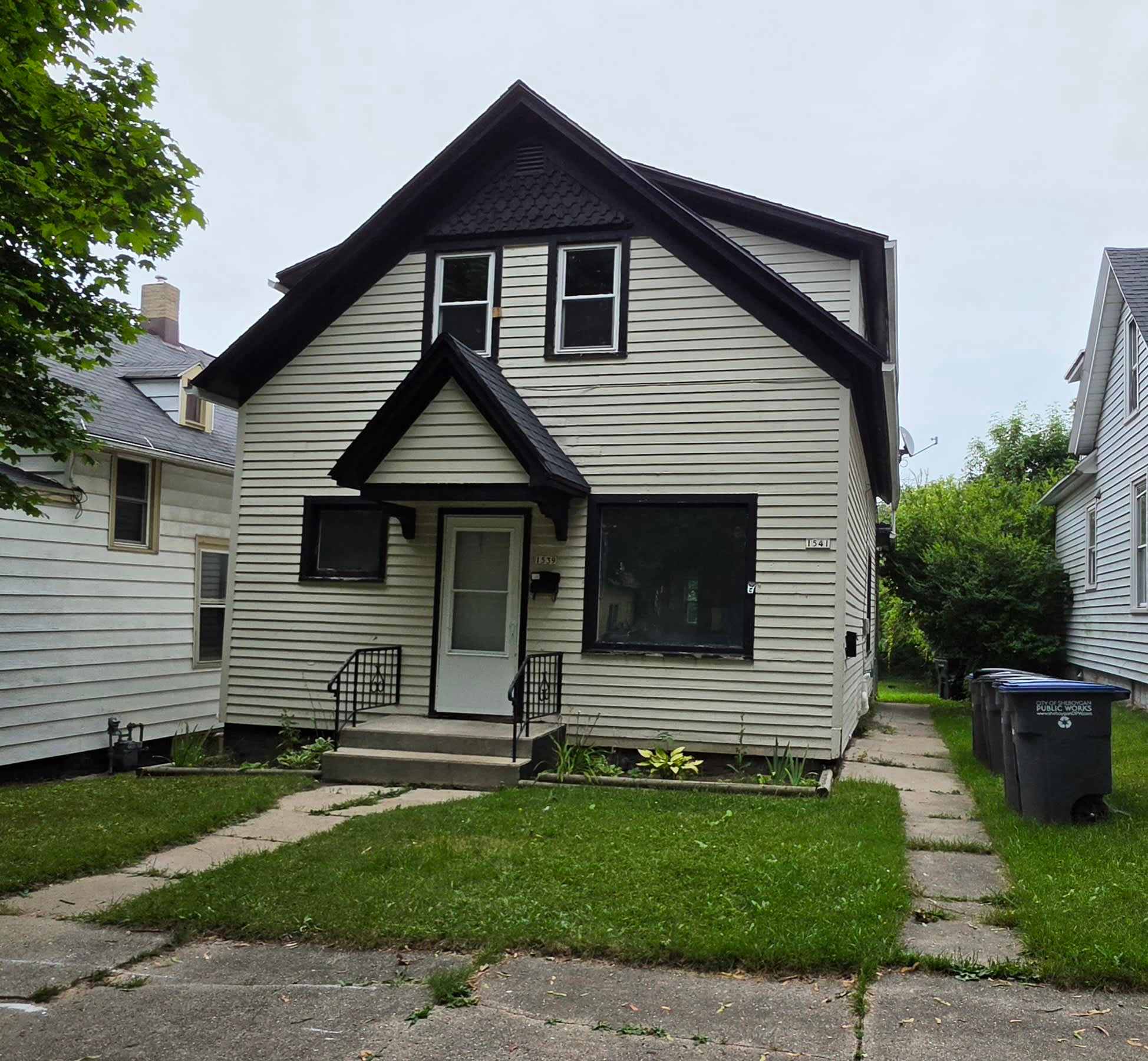 1539 South 10Th Street – photo 1 of 71