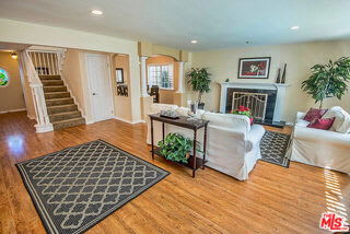 7830 West 83rd Street – photo 1