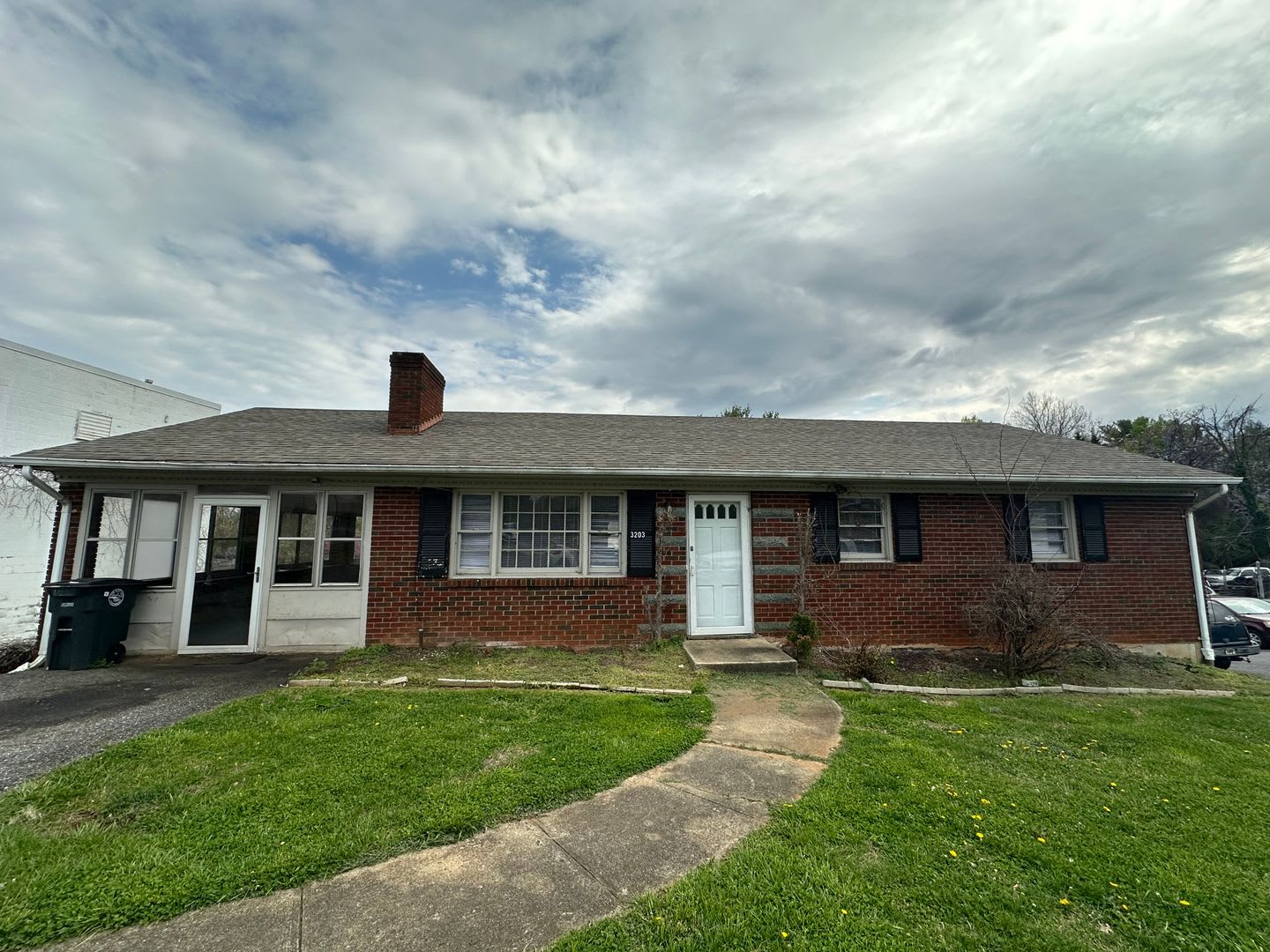 3203 Old Forest Rd – photo 1