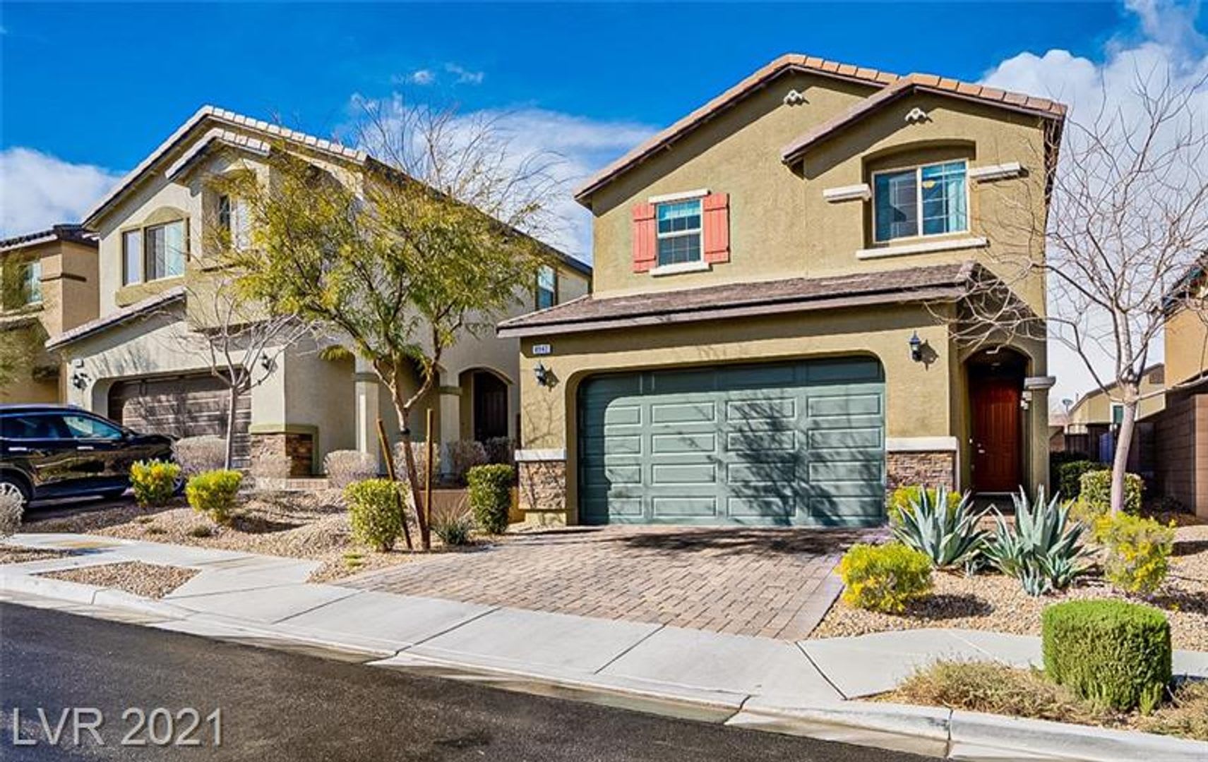 Beautiful Centennial Hills 2 Story Home with 3 bedrooms, 2.5 baths, & a 2 car garage! – photo 1