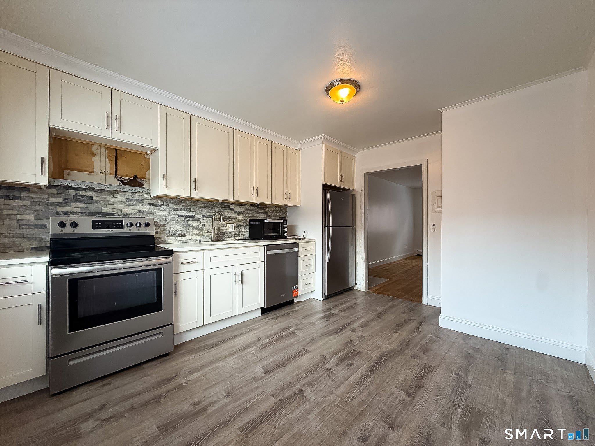 18 Prospect Avenue – photo 1