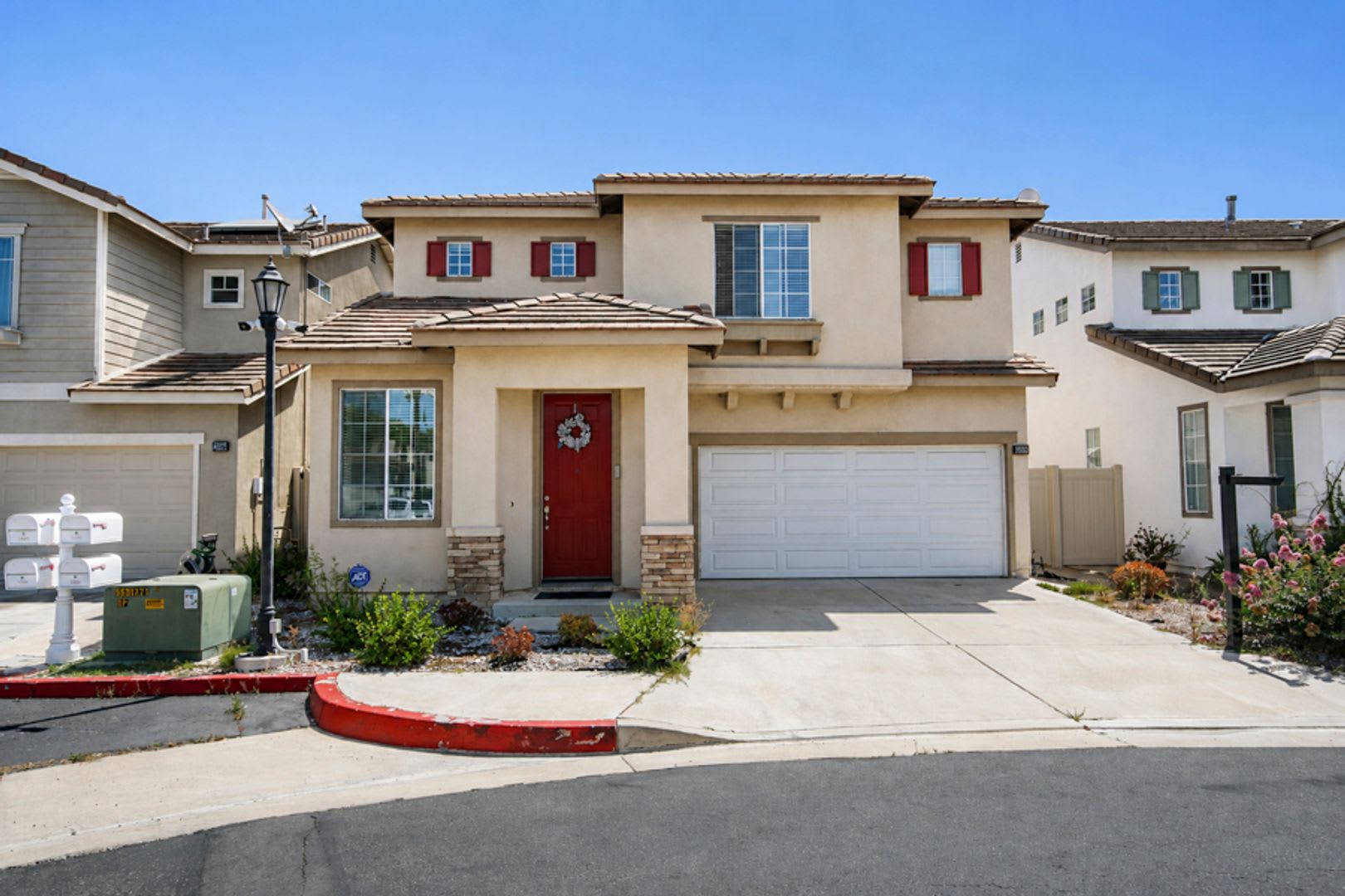 Move-In Ready Westminster 4BD in Gated Community – photo 1