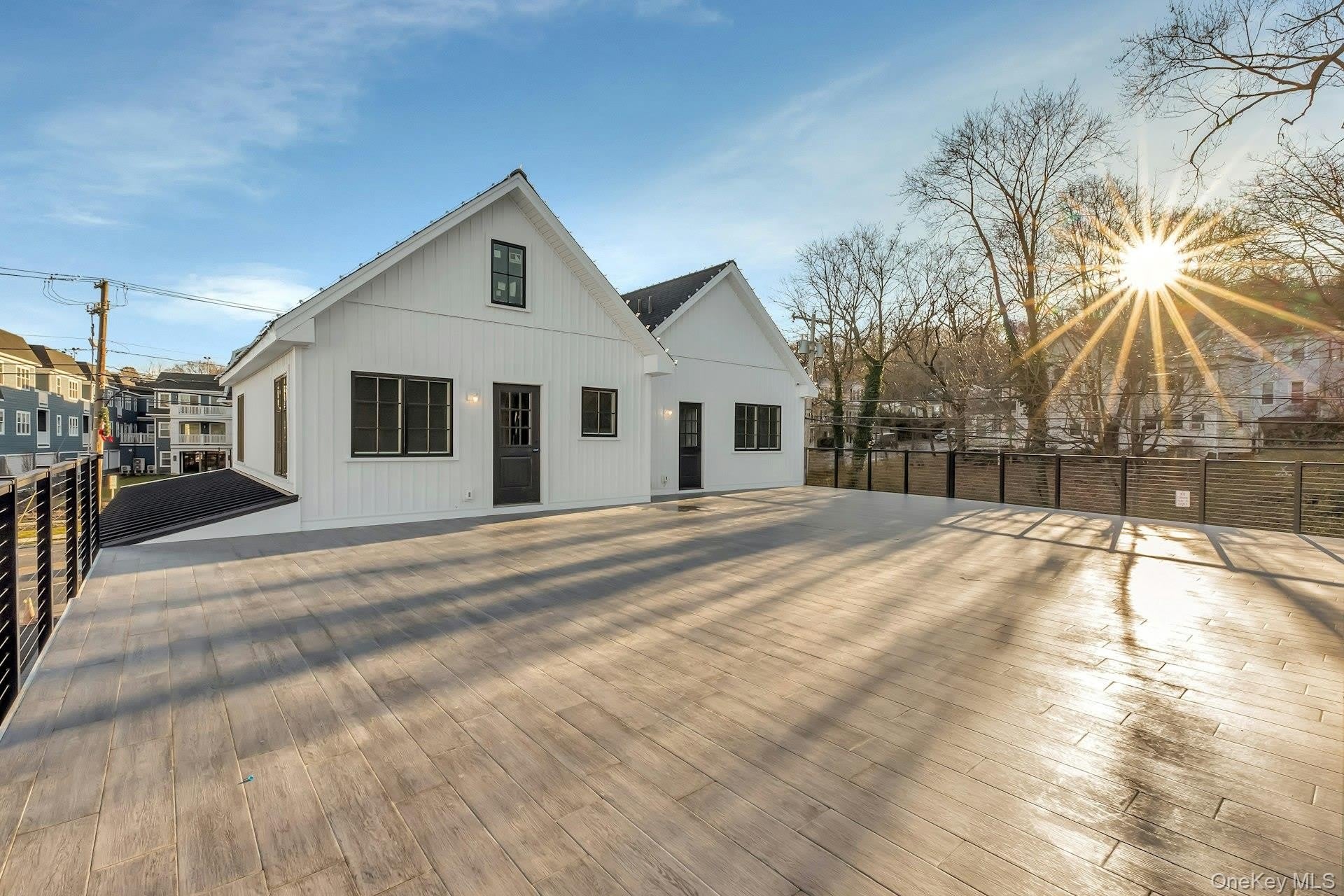 156 W Broadway – photo 1 of 20