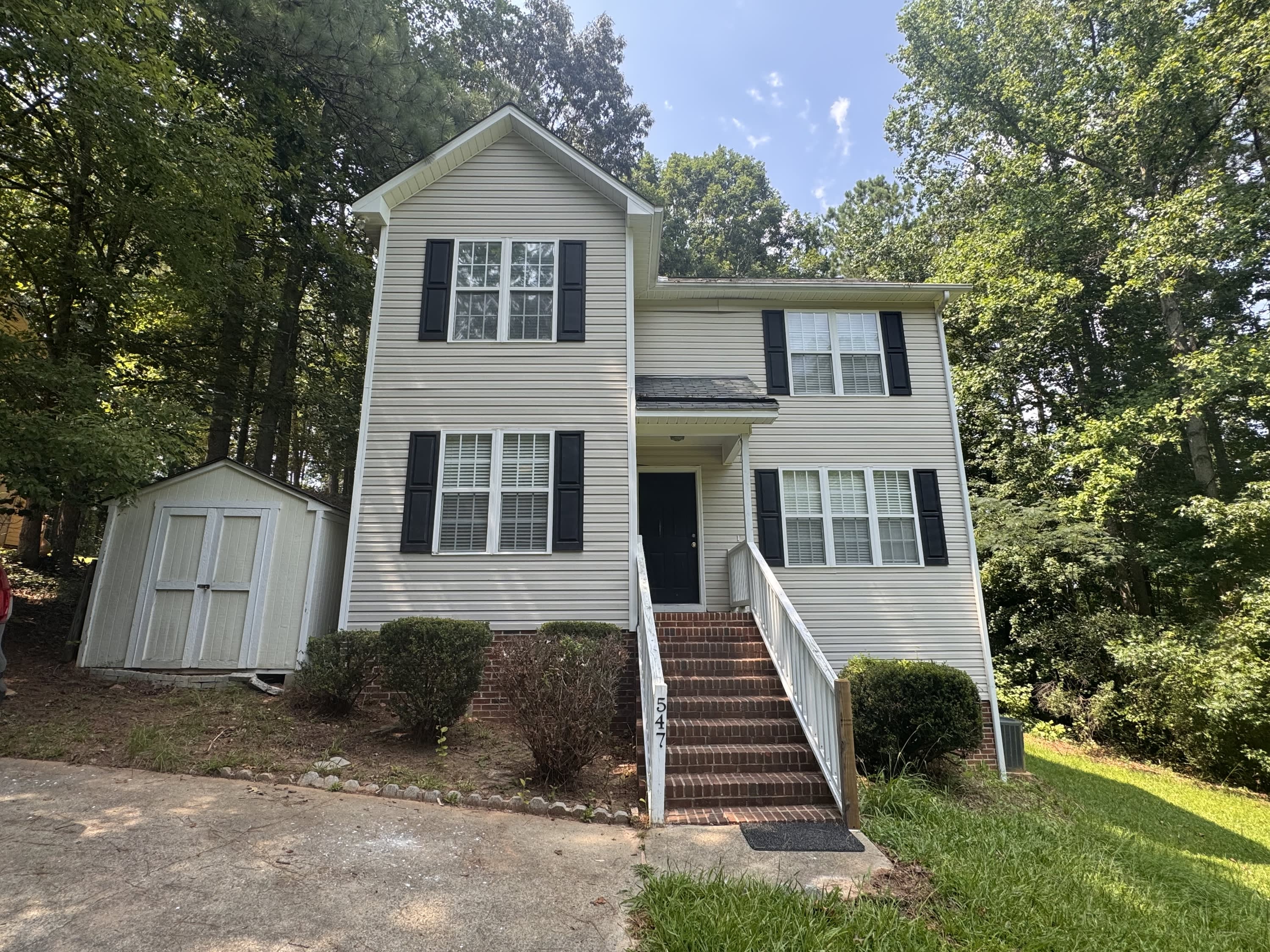 547 Lockwood Drive – photo 1 of 14
