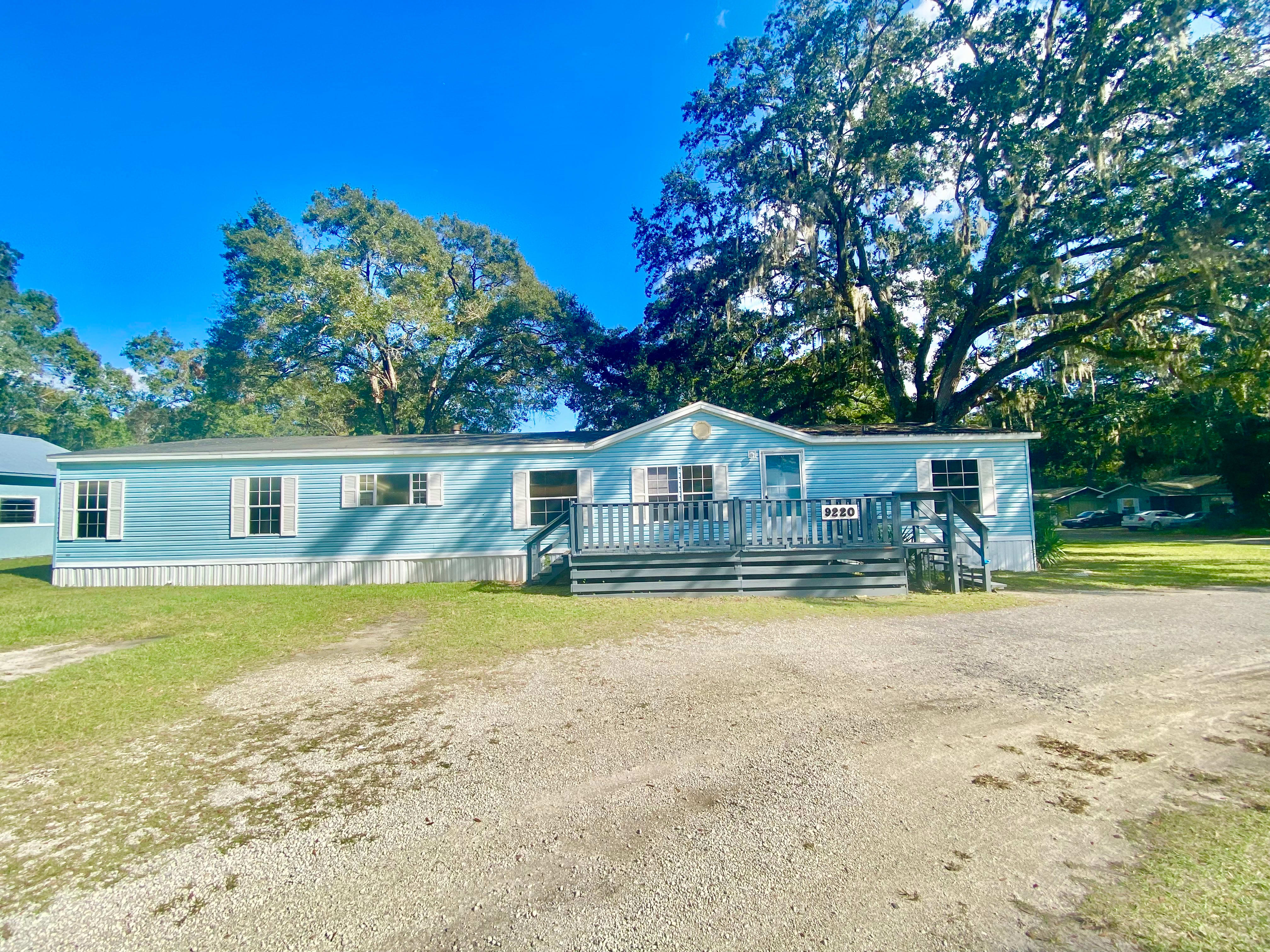 9220 Dan Lynn St – photo 1 of 29