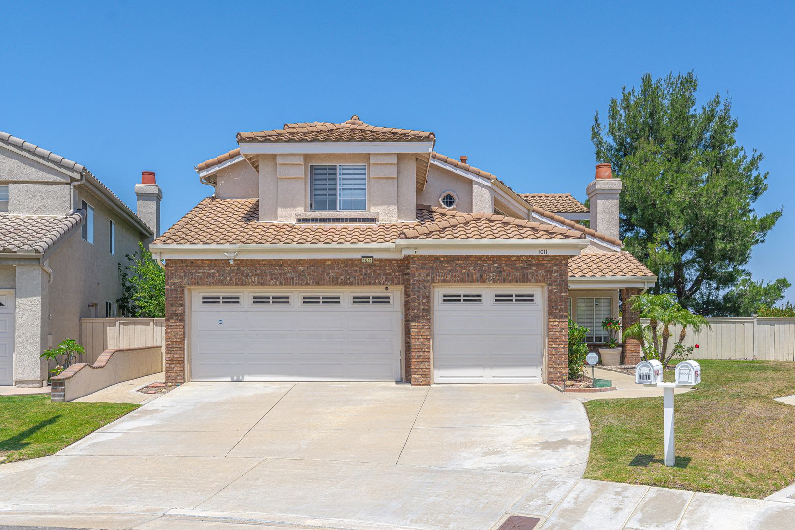 Anaheim Hills Home with Views! – photo 1