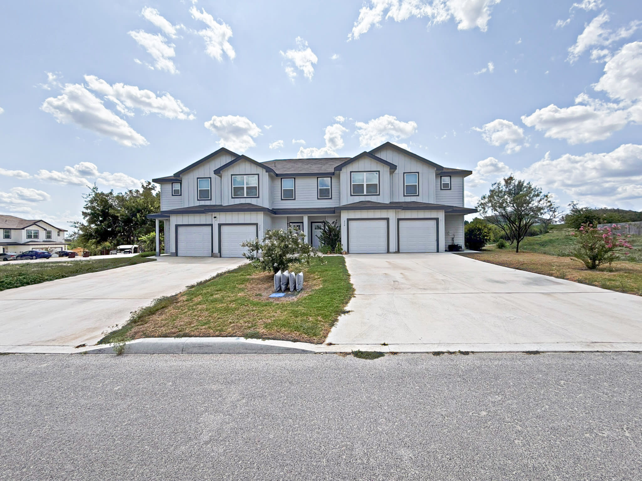 258 Marigold Pl – photo 1 of 46