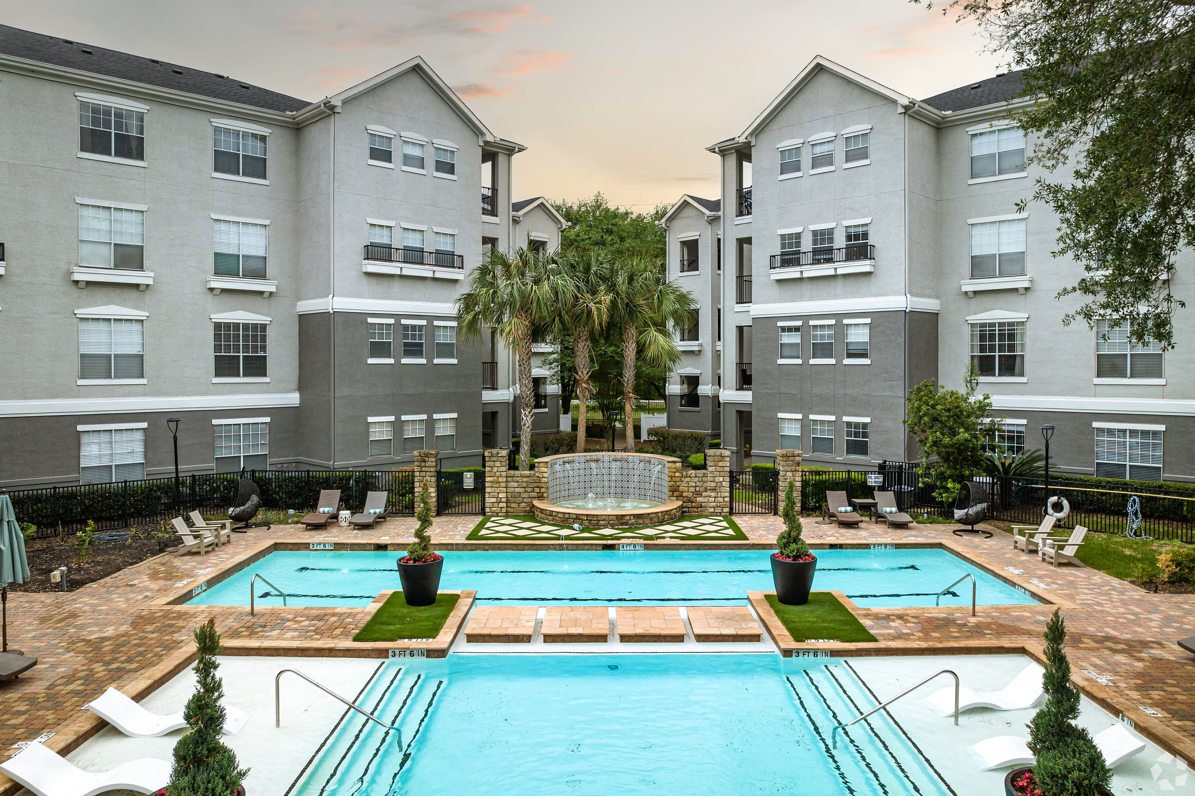 Villas at Hermann Park – photo 1