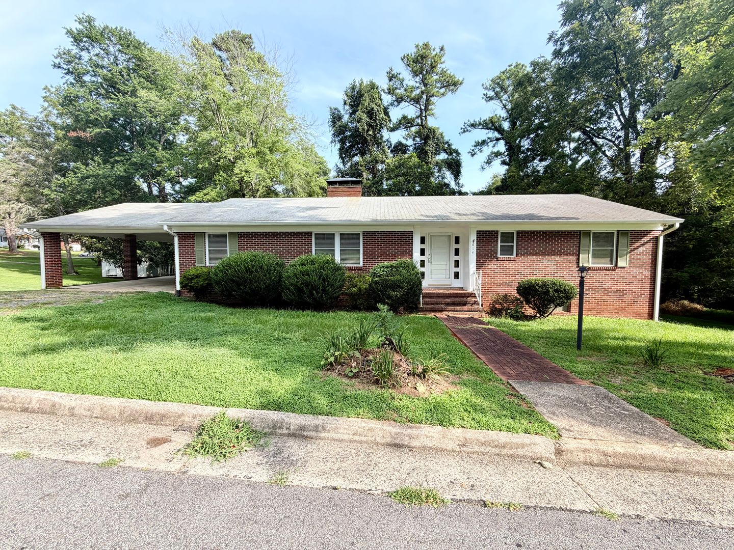 New Listing, New Possibilities! – photo 1 of 16