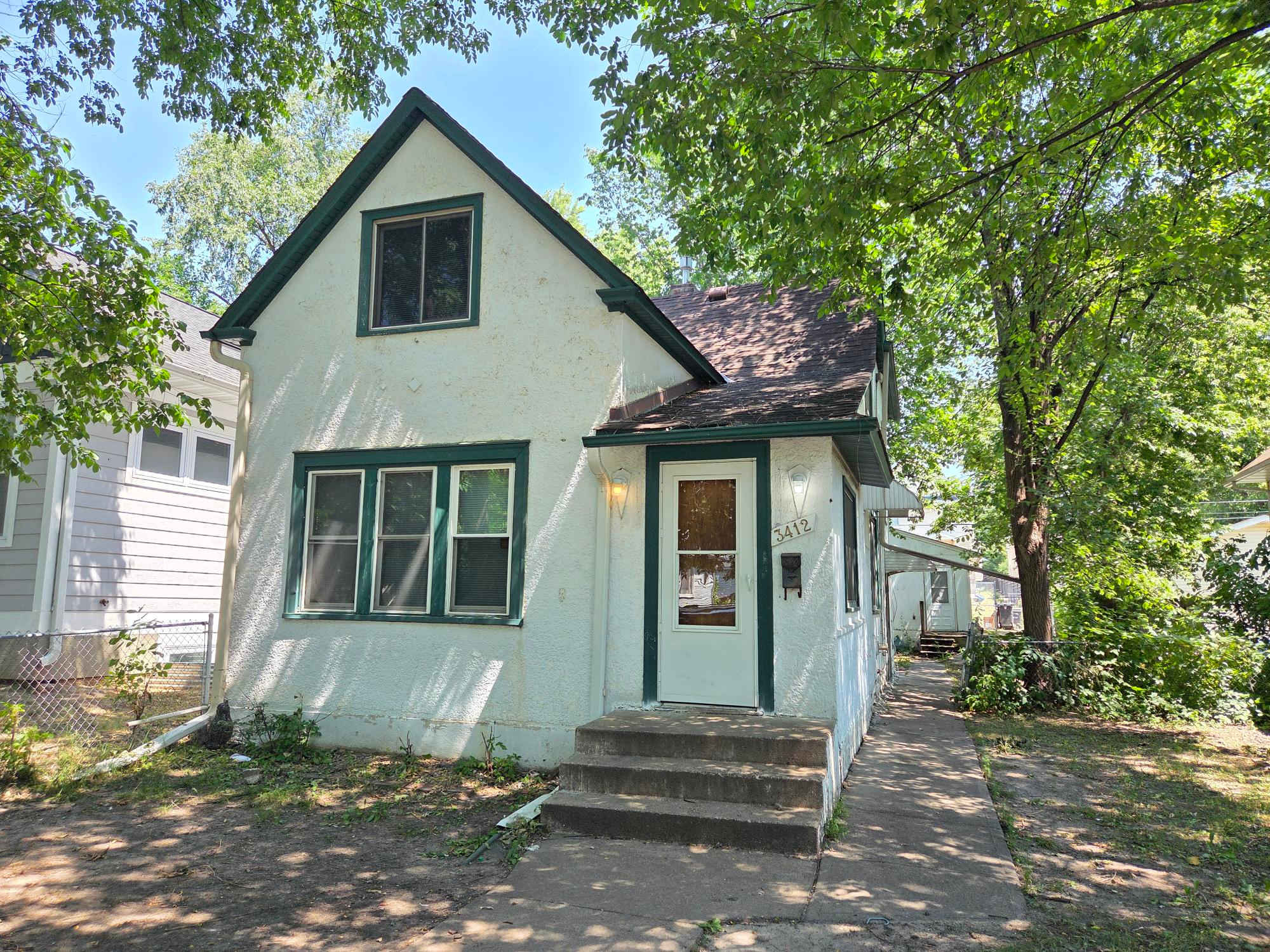 3412 Girard Avenue North – photo 1