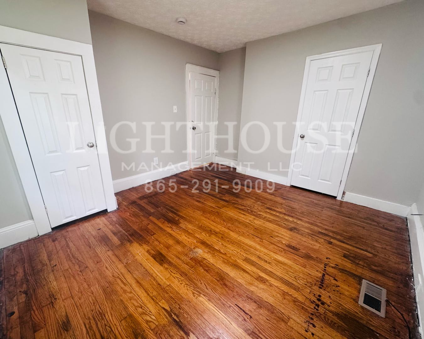 4129 Holston Drive. – photo 1