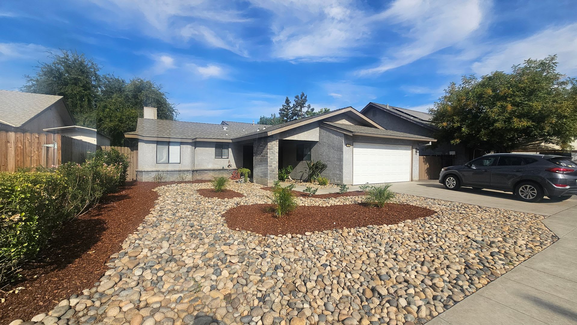 Cute house in Clovis – photo 1