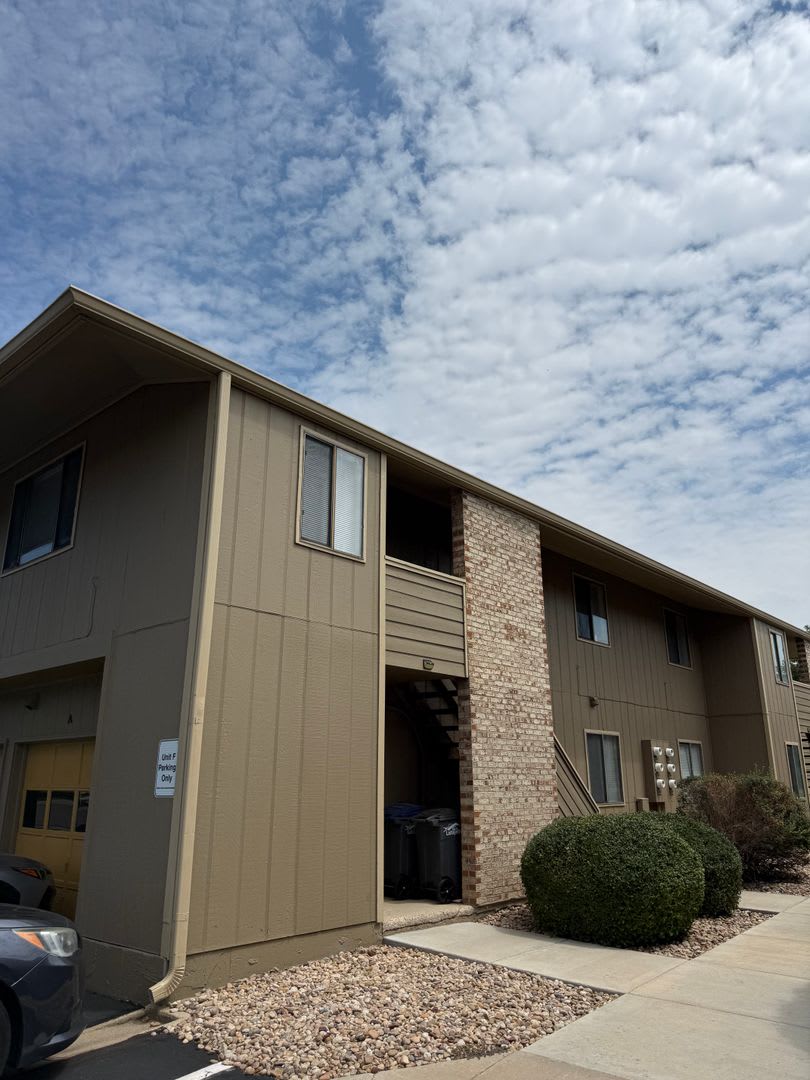 Cr1410 – photo 1 of 9