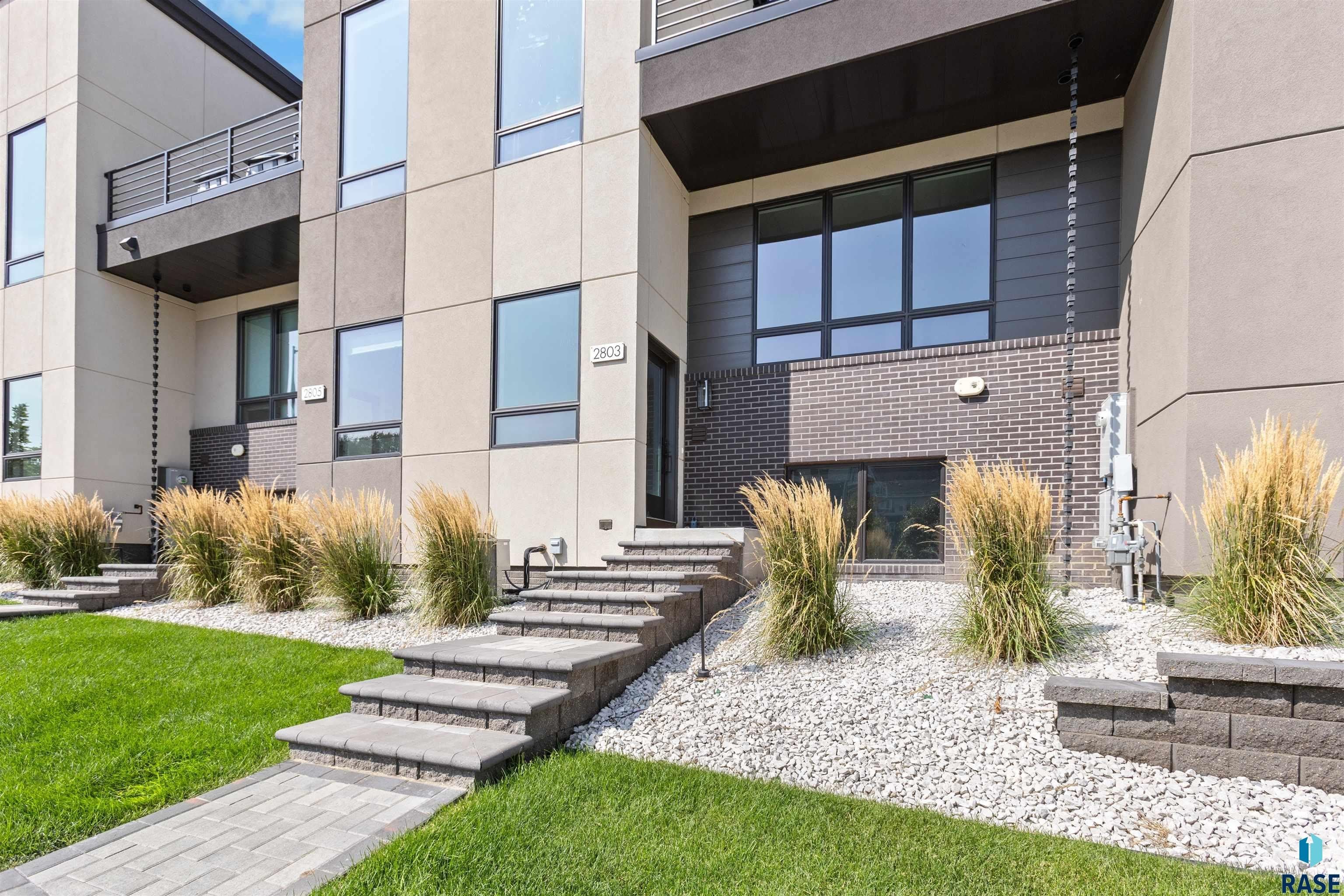 2803 S Terry Ave – photo 1