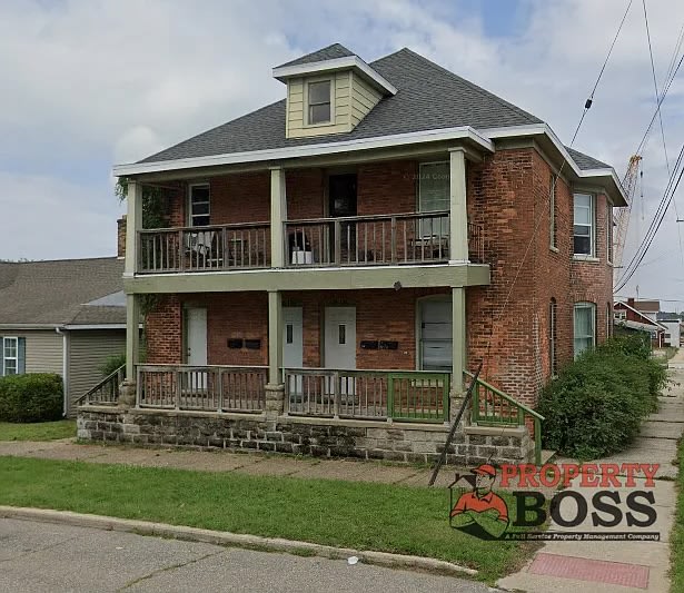 124 East Warren Street – photo 1 of 7