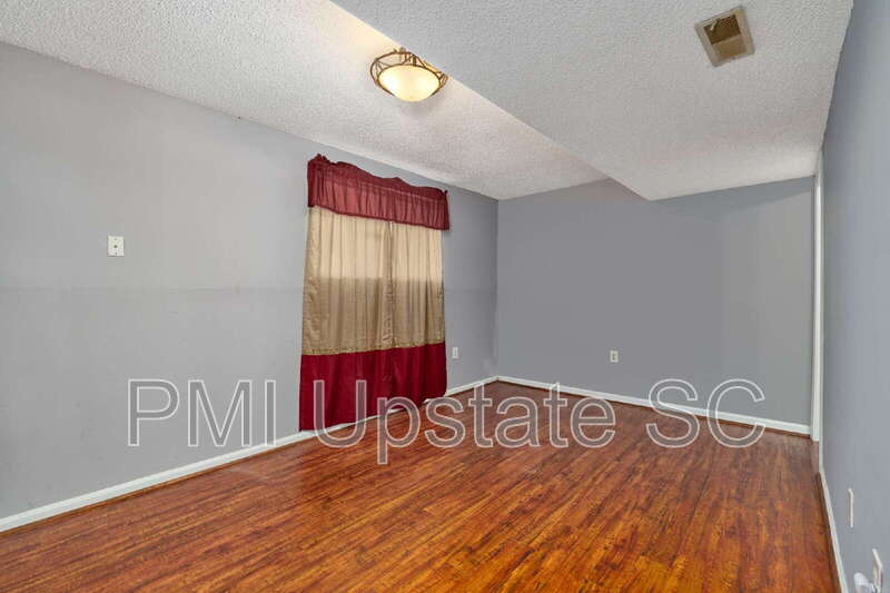 98 Topsail Court – photo 1 of 32