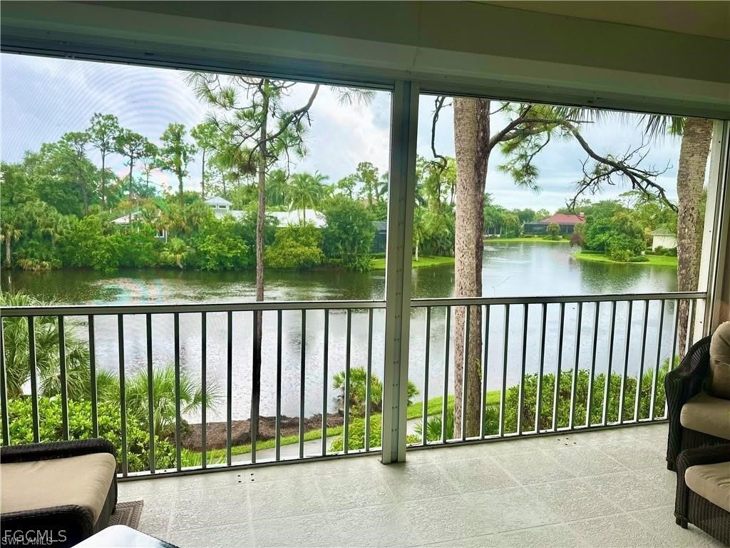 27080 Lake Harbor Court – photo 1