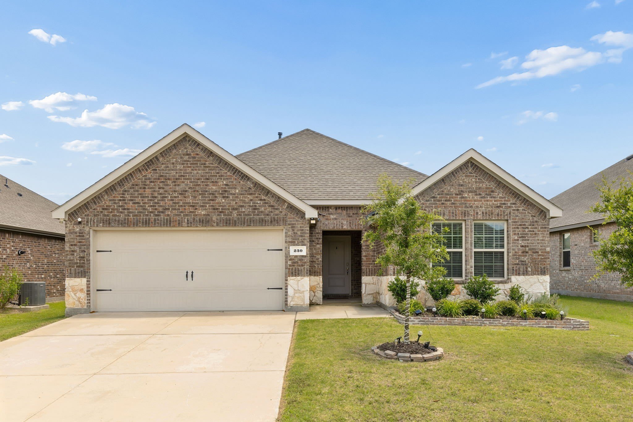 230 Mockingbird Way – photo 1