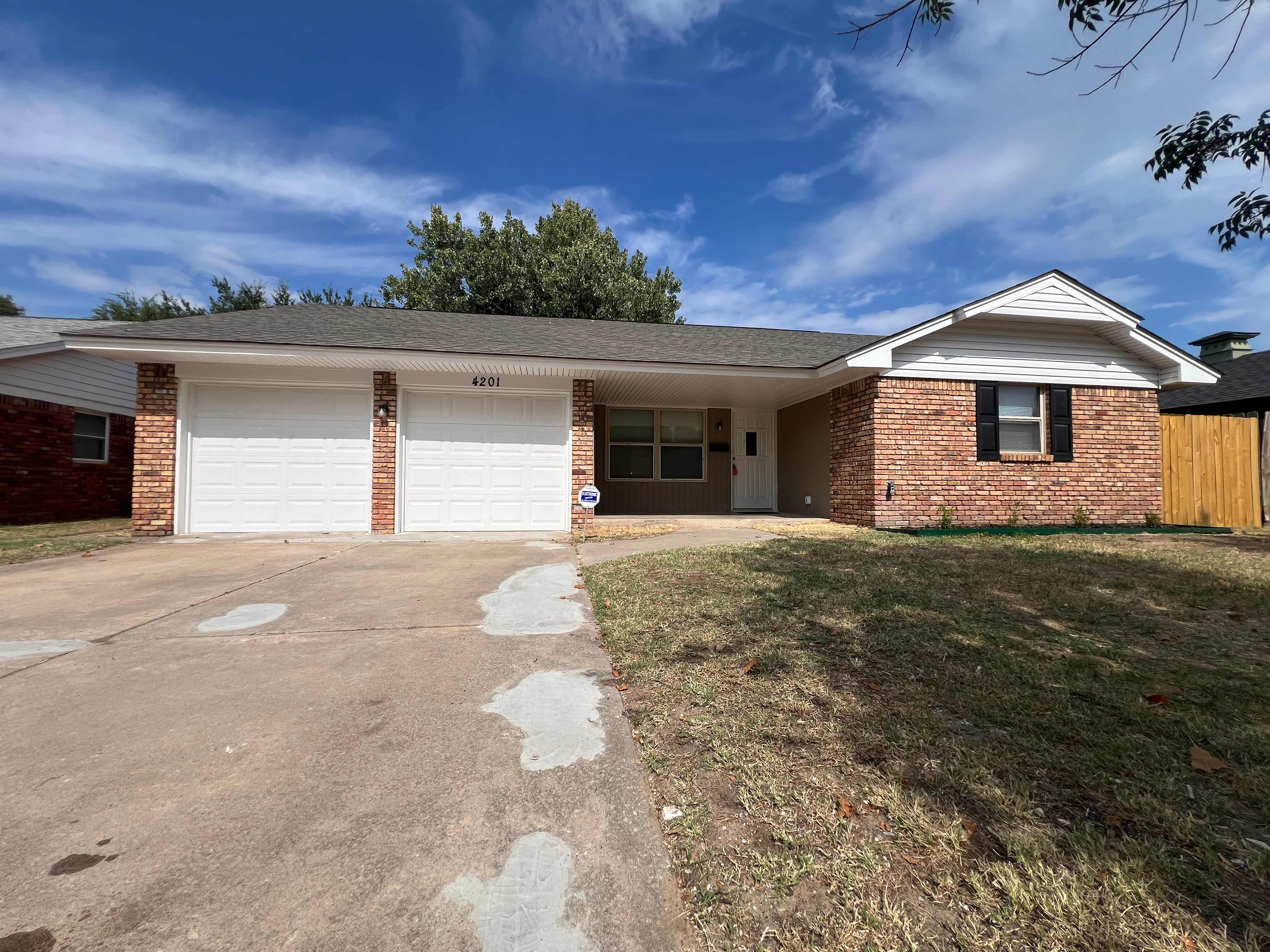 4201 NW 59th St – photo 1