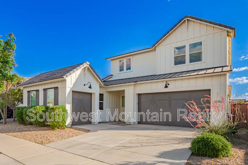 22743 E Poco Calle – photo 1 of 302
