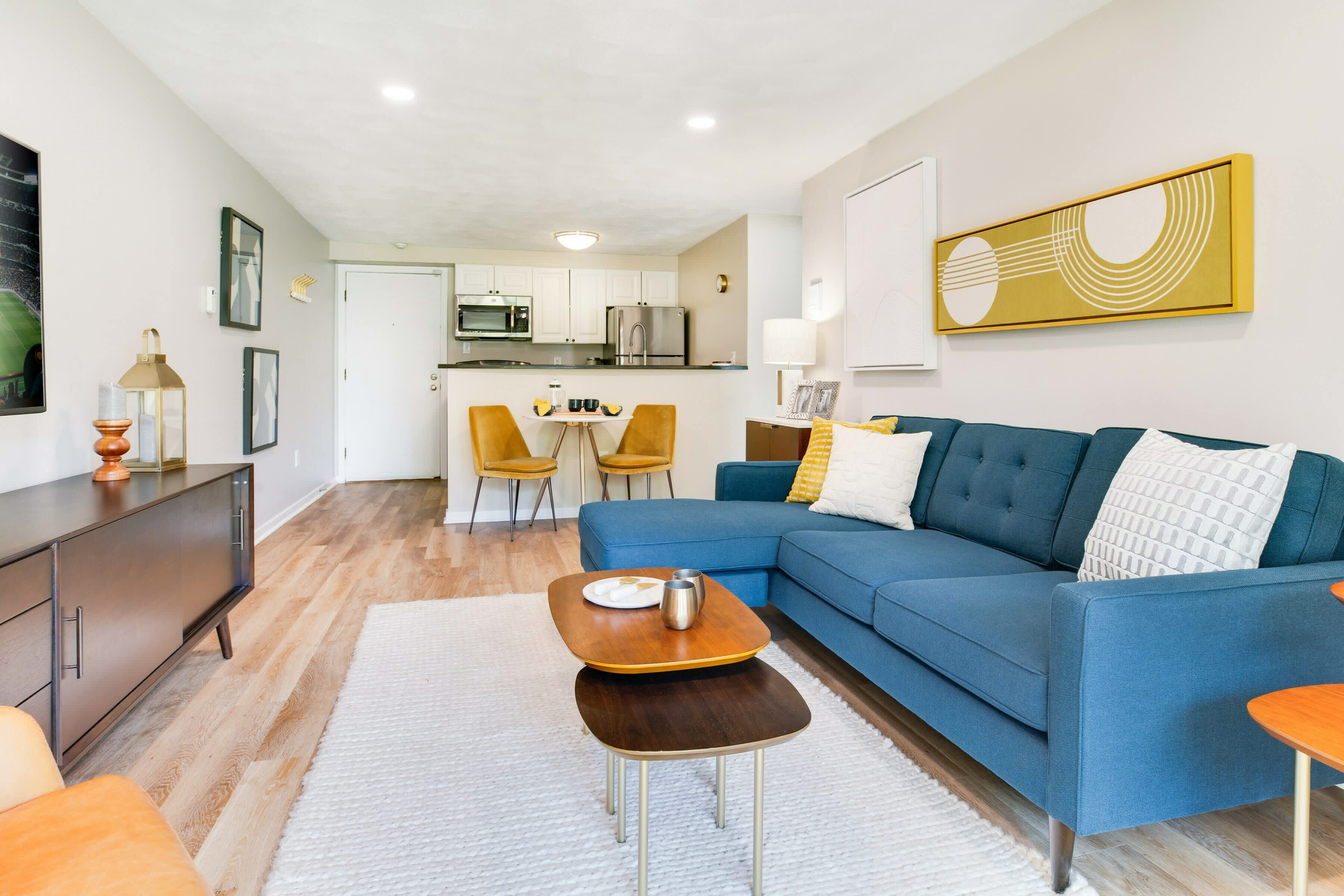 Cabot Crossing Apartments – photo 1 of 22