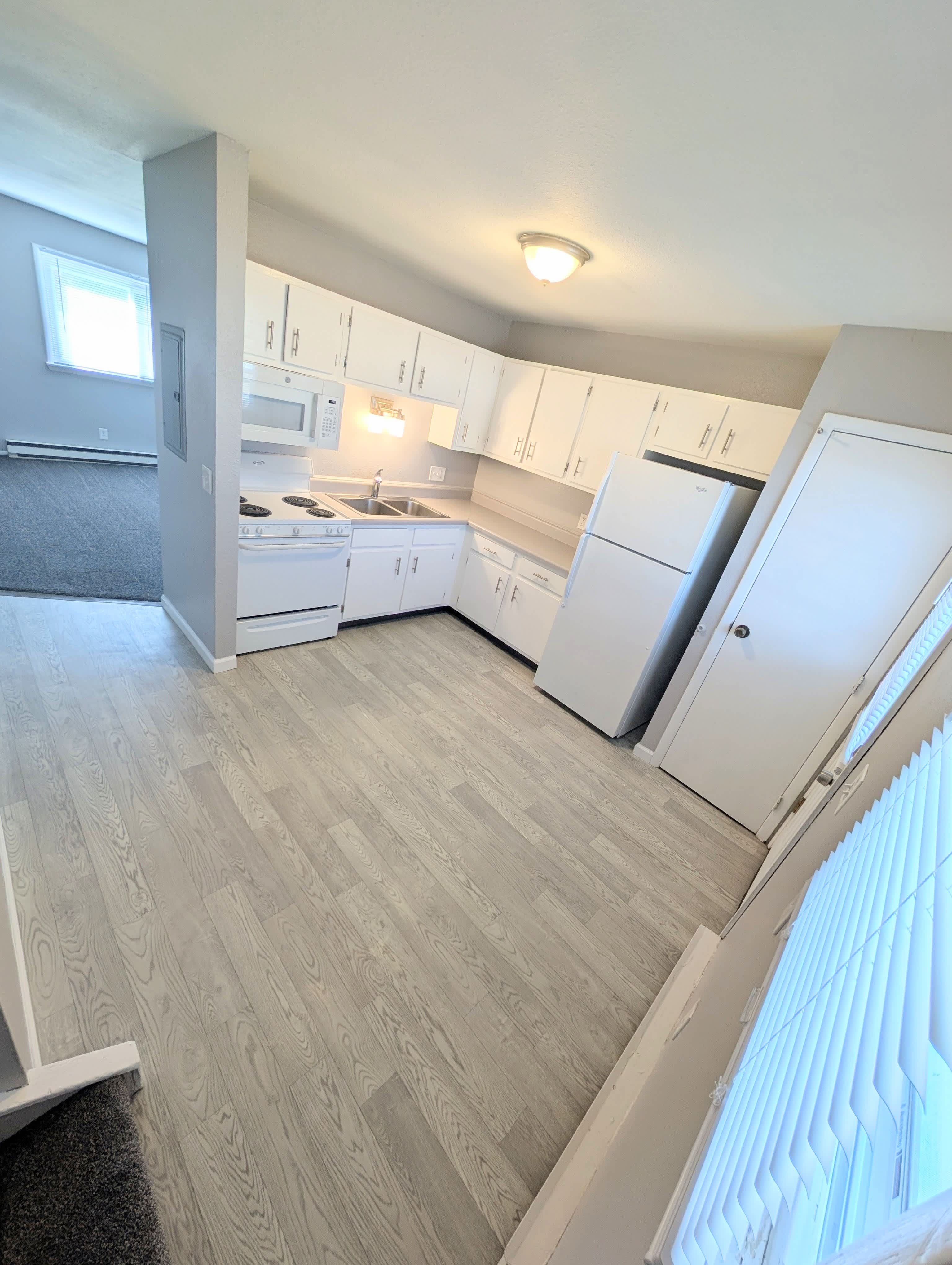 9430 Michigan 21 – photo 1 of 6