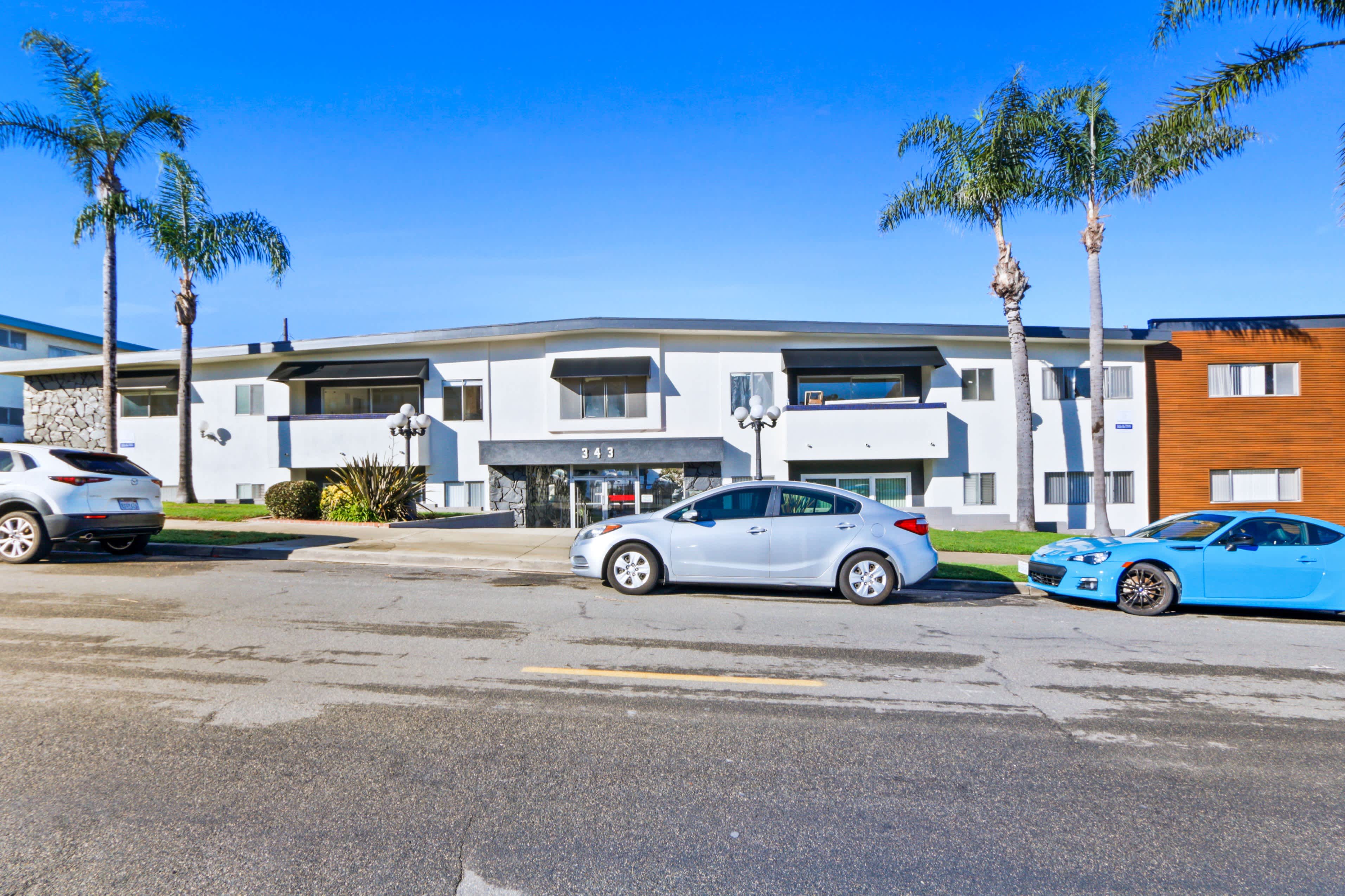 343 Palos Verdes Apartments – photo 1