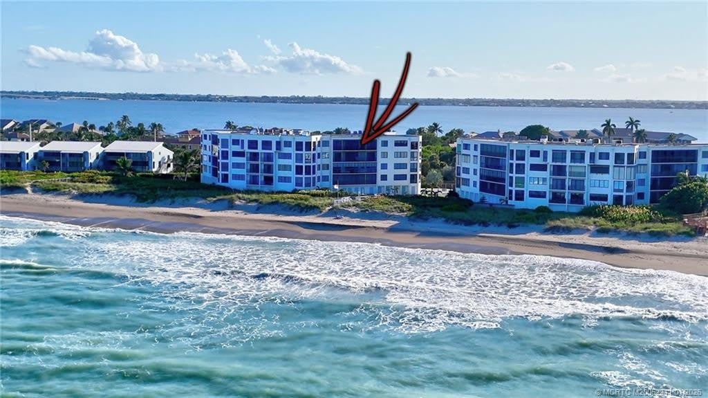 2375 NE Ocean Boulevard – photo 1
