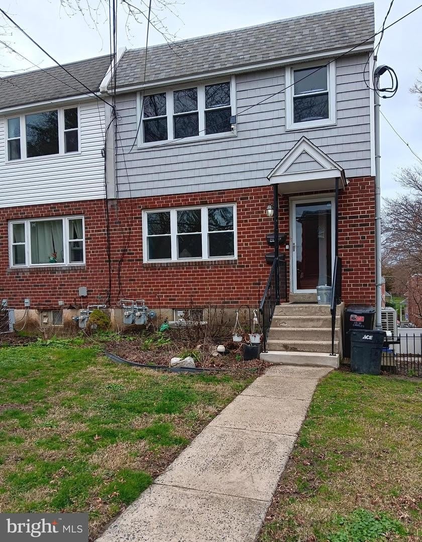 115 SAINT CHARLES ST #A – photo 1 of 31