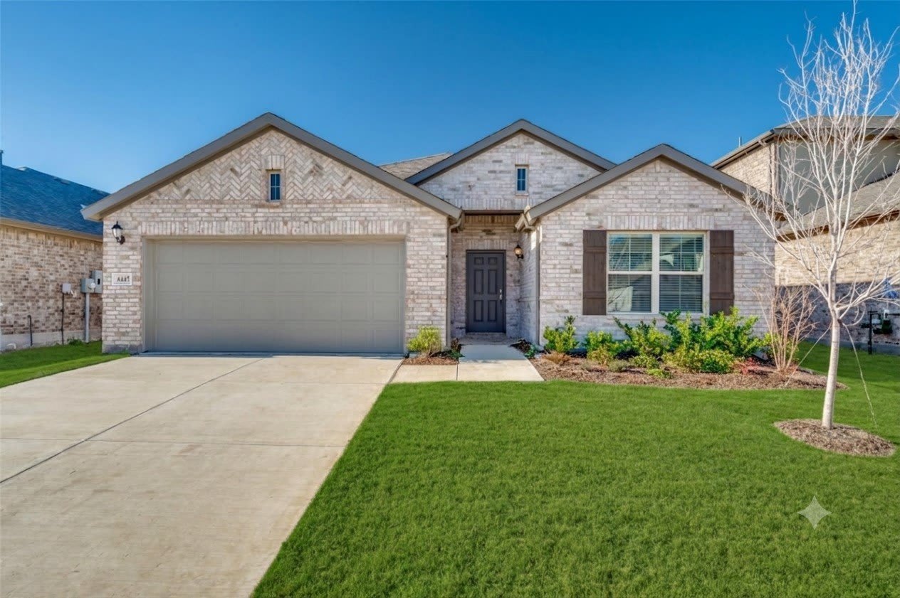 6445 Auburn Dale Road – photo 1