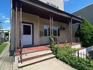17 E 50TH ST – photo 1